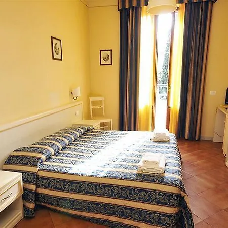 Azzi 3* Firenze