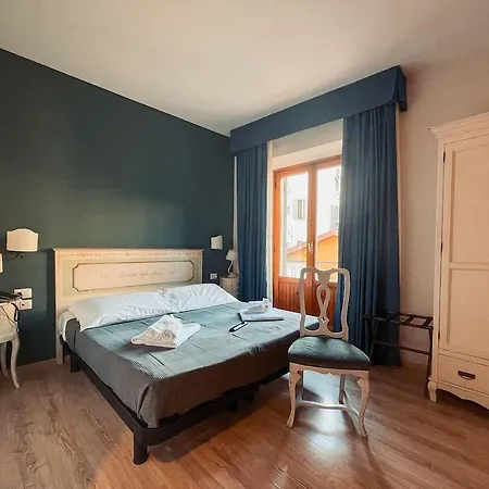 Azzi 3* Florencia